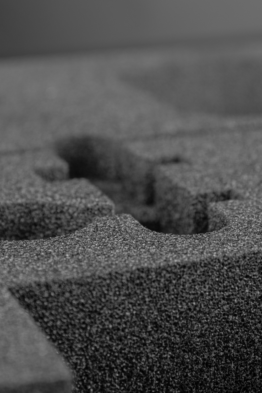 Customized foam Customizing foam for protective cases